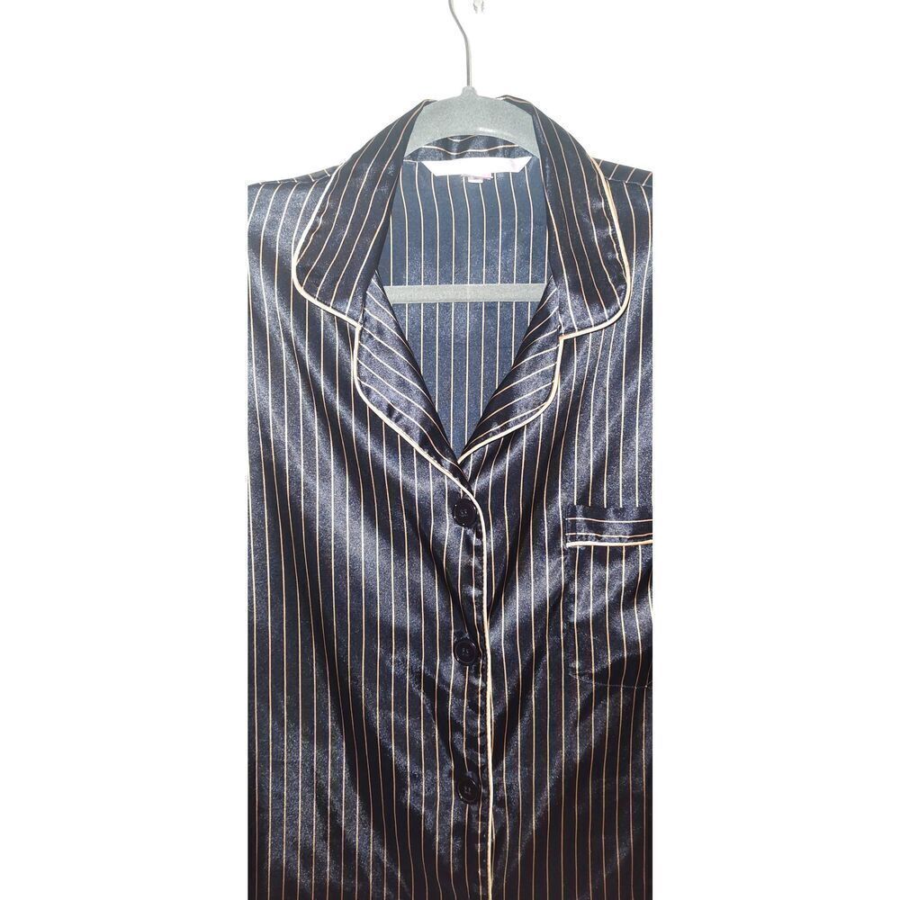 VICTORIA'S SECRET pajama top lounge wear Size M Black gold stripes.